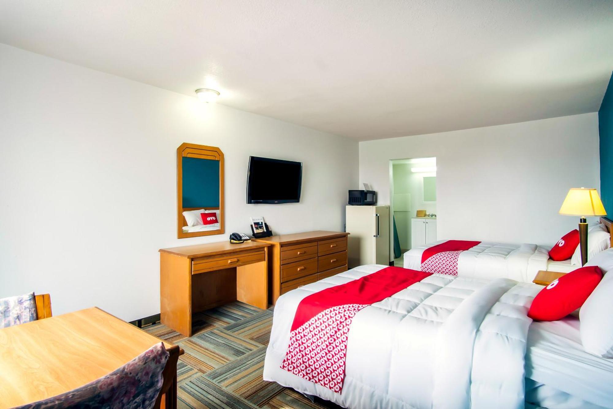 Oyo Hotel Hutchinson West 4Th Ave Экстерьер фото